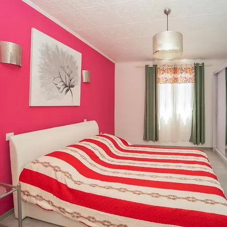 Barcot, Vela Luka, Korcula, Croatia Apartman *